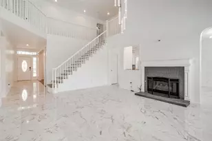 4201 Fair Oaks Dr, Grapevine, TX 76051 - Photo 9