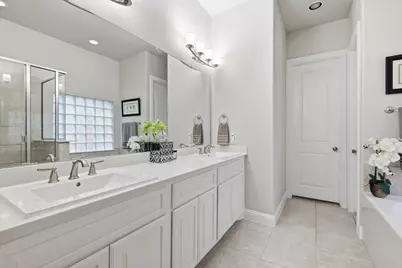 3813 Bentley Drive, Bedford, TX 76021 - Photo 21