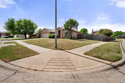 1 Boltes Court, Mansfield, TX 76063 - Photo 7