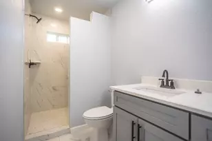 815 Ritchey St, Gainesville, TX 76240 - Photo 9