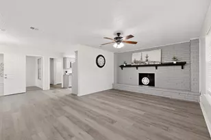 208 Gregory Dr, DeSoto, TX 75115 - Photo 5