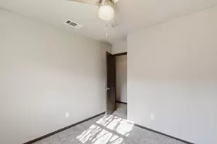 317 Glenhaven Dr, Azle, TX 76020 - Photo 23