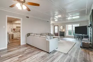 1221 Columbine Dr, Garland, TX 75043 - Photo 7