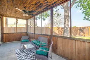 1221 Columbine Dr, Garland, TX 75043 - Photo 33