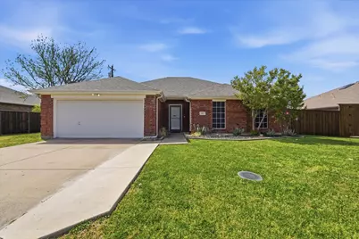 507 Clairmont Street, Farmersville, TX 75442 - Photo 1