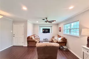 933 Ave F, Abilene, TX 79601 - Photo 5