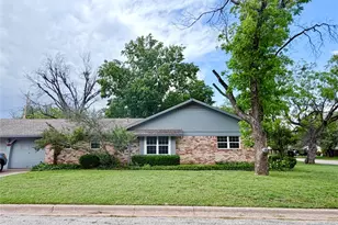 933 Ave F, Abilene, TX 79601 - Photo 35