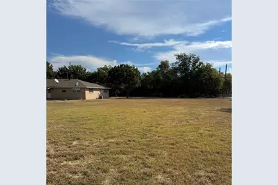 1215 Narrow Lane, Red Oak, TX 75154 - Photo 9