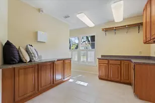 102 N 30th St, Waco, TX 76710 - Photo 33