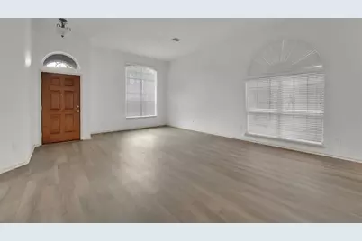 5106 Petersburg Drive, Rowlett, TX 75088 - Photo 3