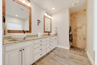 2211 Canyon Lake Road, Wills Point, TX 75169 - Photo 23