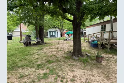 133 Erie Street, Mabank, TX 75156 - Photo 9