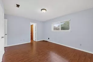 600 Britain Ct, Irving, TX 75062 - Photo 25