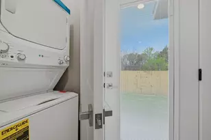 1016 S 1st St, Sherman, TX 75090 - Photo 21