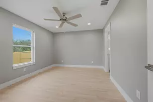 1016 S 1st St, Sherman, TX 75090 - Photo 15