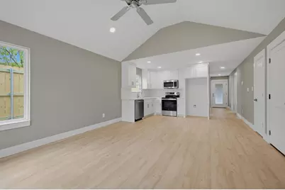 1016 S 1st Street, Sherman, TX 75090 - Photo 5