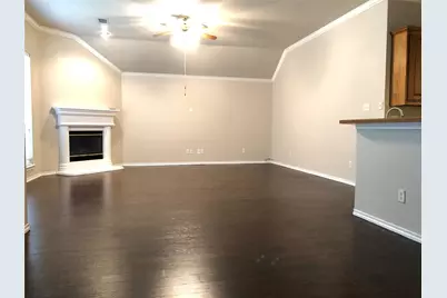 1216 Badbury Lane, Grand Prairie, TX 75052 - Photo 5