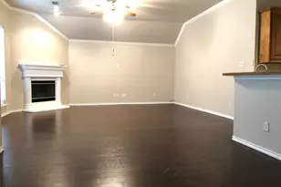 1216 Badbury Ln, Grand Prairie, TX 75052 - Photo 5