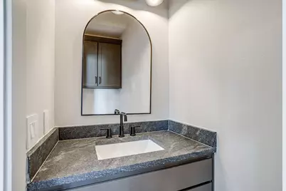 2820 Weisenberger Street #110, Fort Worth, TX 76107 - Photo 11