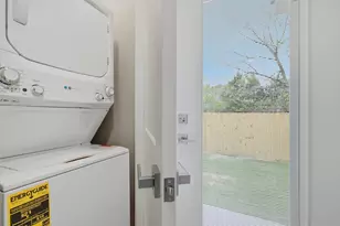 1012 S 1st St, Sherman, TX 75090 - Photo 15