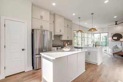 2824 Weisenberger Street #102, Fort Worth, TX 76107 - Photo 9