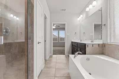 1117 Scotney Lane, Saginaw, TX 76131 - Photo 15