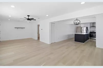 1539 E Woodin Boulevard, Dallas, TX 75203 - Photo 7