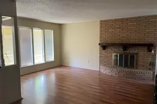 5300 Lake Crest Dr, Waco, TX 76710 - Photo 5