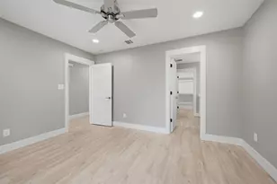 1008 S 1st St, Sherman, TX 75090 - Photo 17