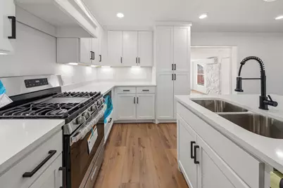 1710 E Tucker Boulevard, Arlington, TX 76010 - Photo 1