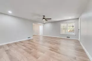 1703 15th Pl, Plano, TX 75074 - Photo 3