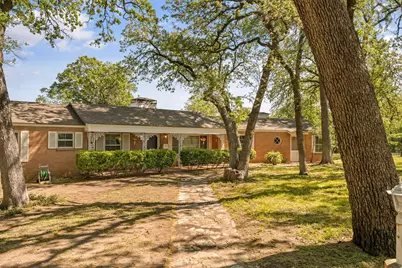 1504 Smilax Avenue, Fort Worth, TX 76111 - Photo 3