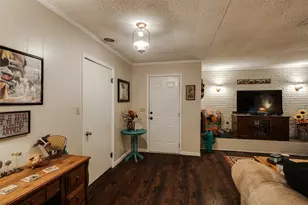 1008 W Hamilton St, Olney, TX 76374 - Photo 3