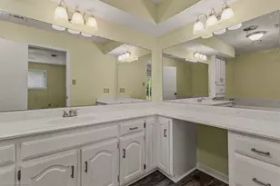 212 W McAfee St, Mabank, TX 75147 - Photo 19