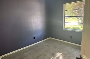 302 Independence Dr, Garland, TX 75043 - Photo 15