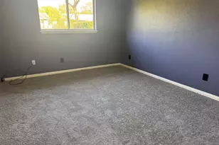 302 Independence Dr, Garland, TX 75043 - Photo 13