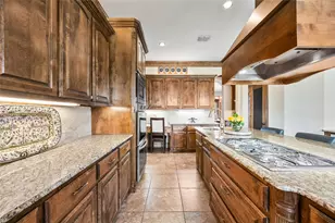 125 Manor Dr, Heath, TX 75032 - Photo 9