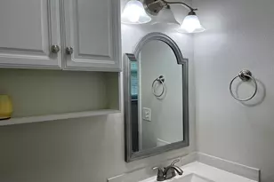501 Sparks St, Grand Prairie, TX 75051 - Photo 7