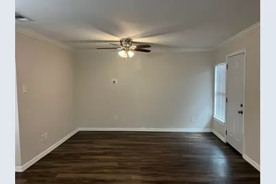 501 Sparks Street, Grand Prairie, TX 75051 - Photo 13