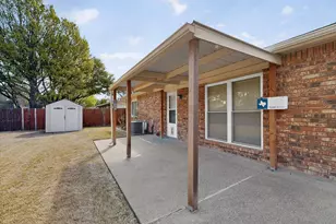 1010 California Trail, Grand Prairie, TX 75052 - Photo 35