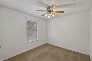 500 Bluebonnet Dr, Burleson, TX 76028 - Photo 7