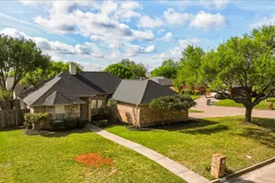 500 Bluebonnet Dr, Burleson, TX 76028 - Photo 27