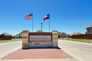 806 Greyson Ln, Greenville, TX 75402 - Photo 19