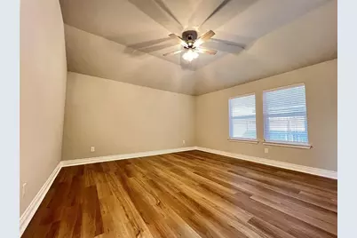 806 Greyson Lane, Greenville, TX 75402 - Photo 13