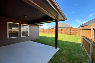806 Greyson Ln, Greenville, TX 75402 - Photo 21