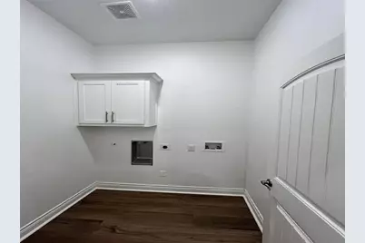 806 Greyson Lane, Greenville, TX 75402 - Photo 17