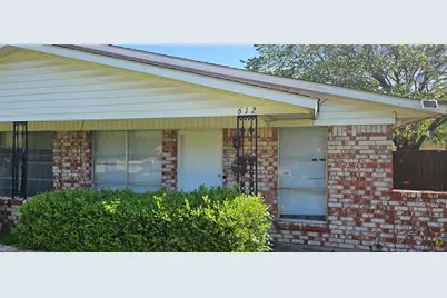 608 Arbor Lane, Lancaster, TX 75134 - Photo 13
