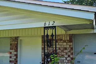 608 Arbor Ln, Lancaster, TX 75134 - Photo 29