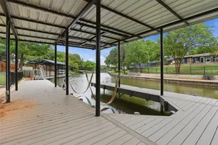 217 Granada Calle St, Granbury, TX 76049 - Photo 35