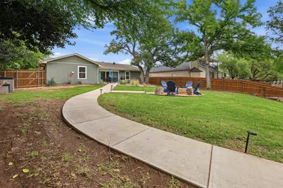 217 Granada Calle Street, Granbury, TX 76049 - Photo 33